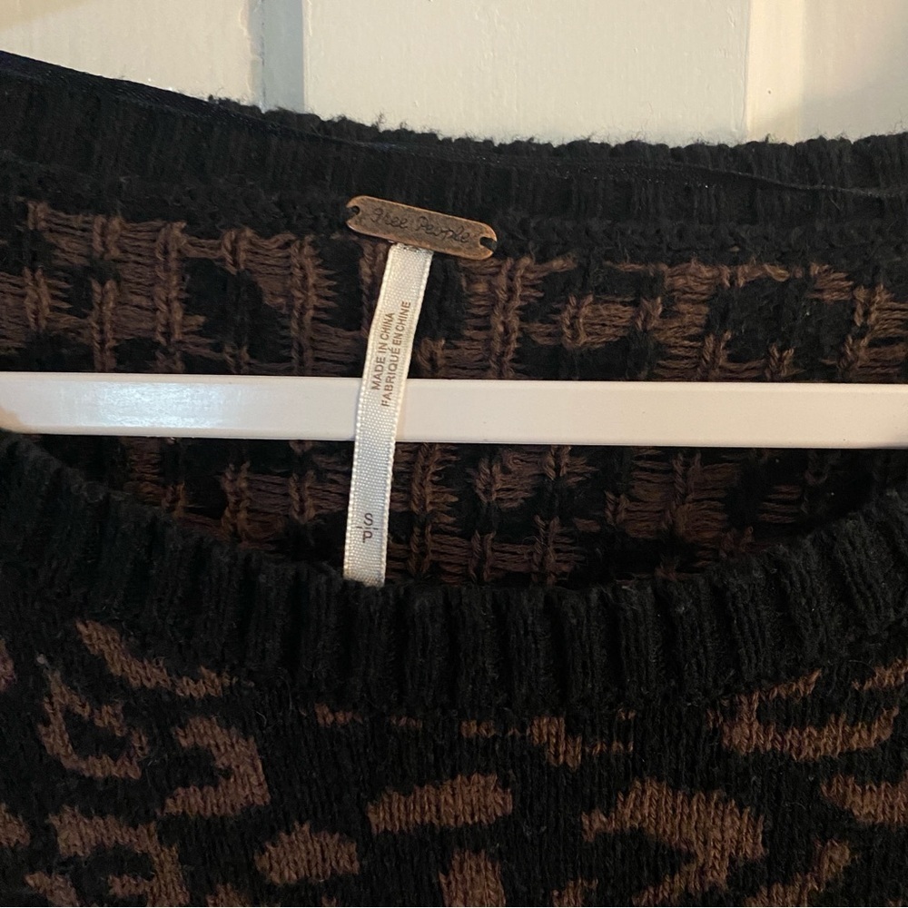 Free People Animal Print Sweater - Picture 4 of 4